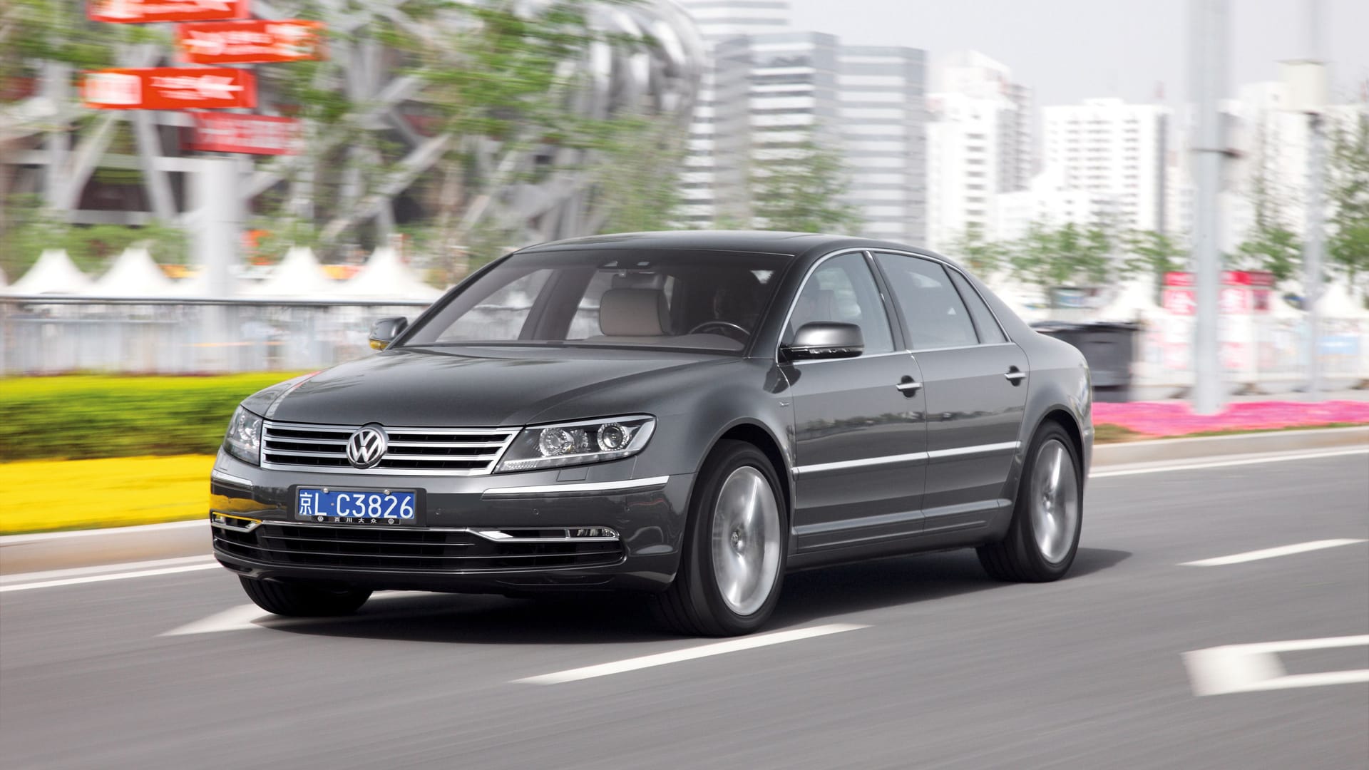 Nach 14 Jahren Bauzeit kam das ernüchternde Ende: Der Phaeton war Volkswagens Griff nach den Sternen.
