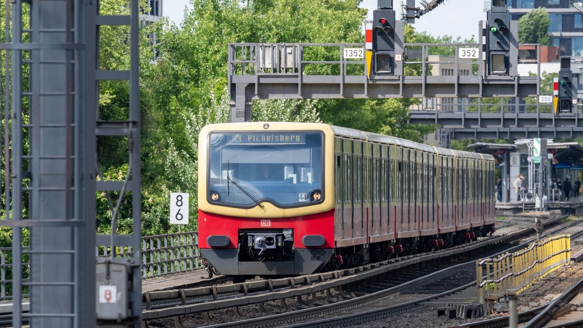 Berlin: Verkehrssenatorin Bonde kündigt Krisengespräch zu S-Bahn-Chaos an