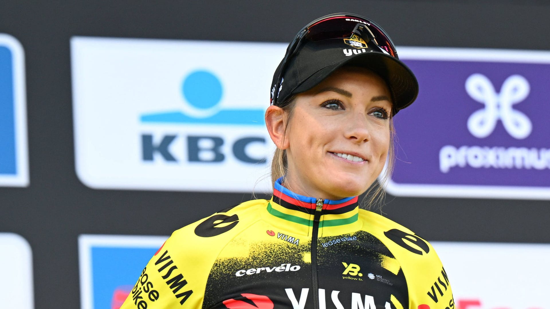 Pauline Ferrand-Prévot: Sie hat die achte Etappe gewonnen und trägt das Gelbe Trikot. Pauline Ferrand-Prévot: Sie hat die achte Etappe gewonnen und trägt das Gelbe Trikot.