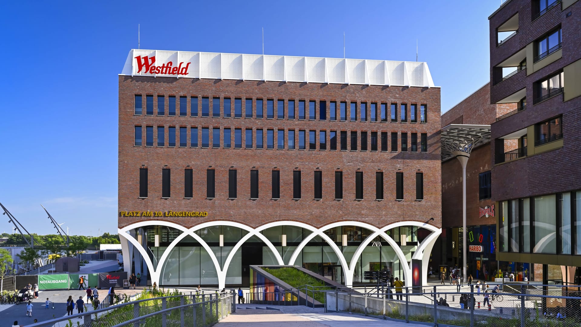 Das Westfield Hamburg-Überseequartier in der Hafencity