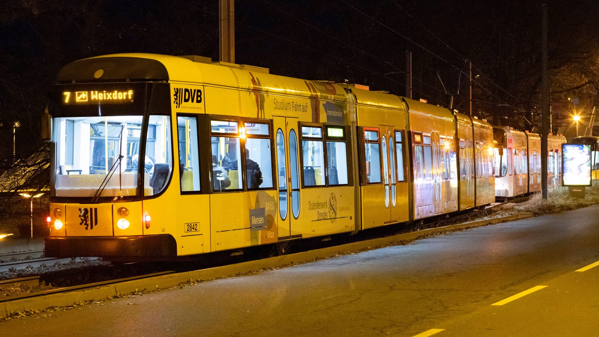 Straßenbahn der Linie 7 (Archivbild): Von Freitag bis Montag ist der Verkehr auf der Linie eingeschränkt.