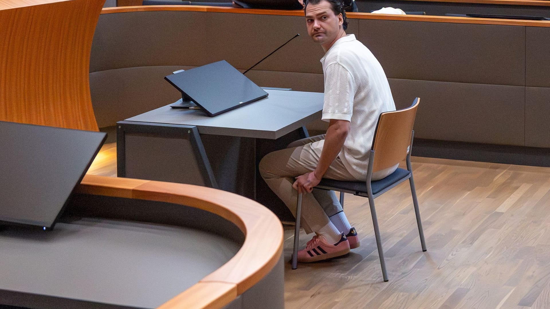 Jimi Blue Ochsenknecht im Gerichtssaal Jimi Blue Ochsenknecht im Gerichtssaal