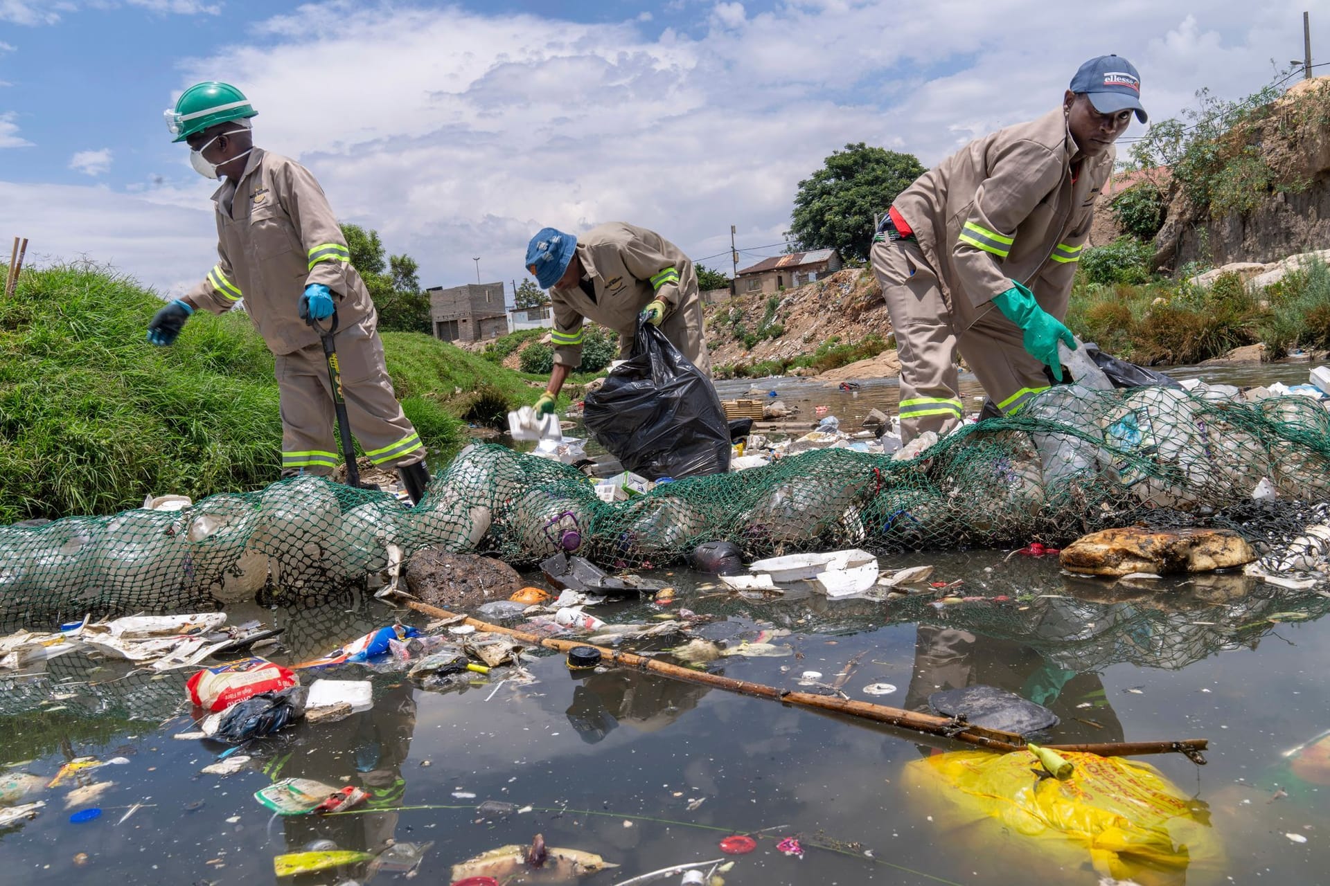 Verhandlungen über globalen Vertrag gegen Plastikverschmutzung