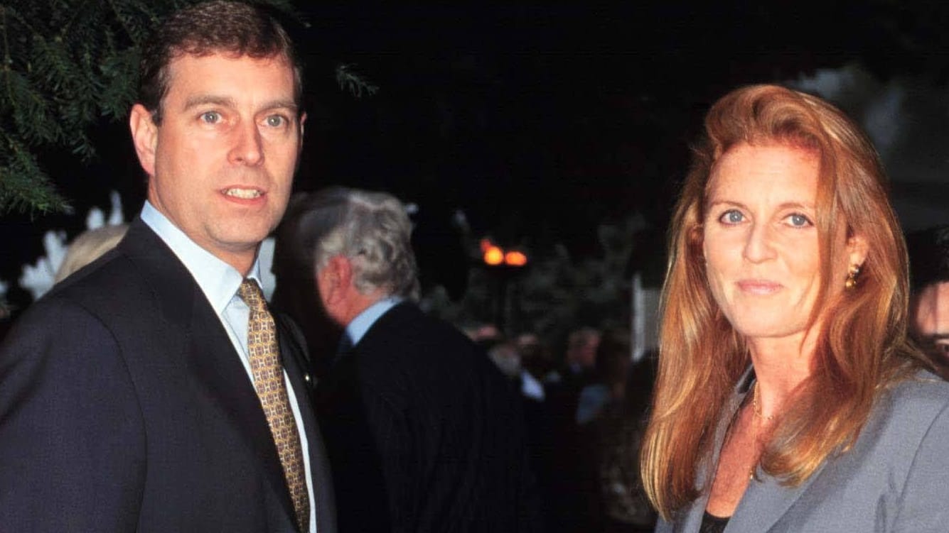 Prinz Andrew und Sarah Ferguson: Die Eheleute waren zehn Jahre verheiratet. Prinz Andrew und Sarah Ferguson: Die Eheleute waren zehn Jahre verheiratet.