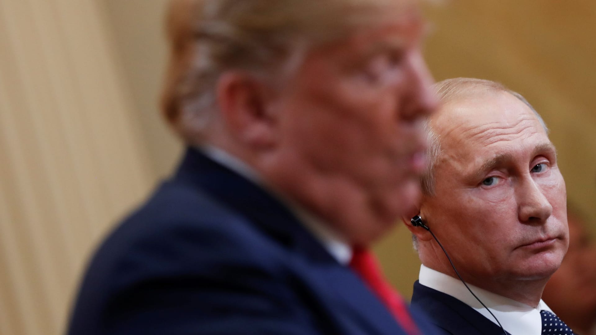 Beim letzten Treffen von Trump und Putin (r.) in Helsinki 2018 stand der US-Präsident hinterher reichlich blamiert da.