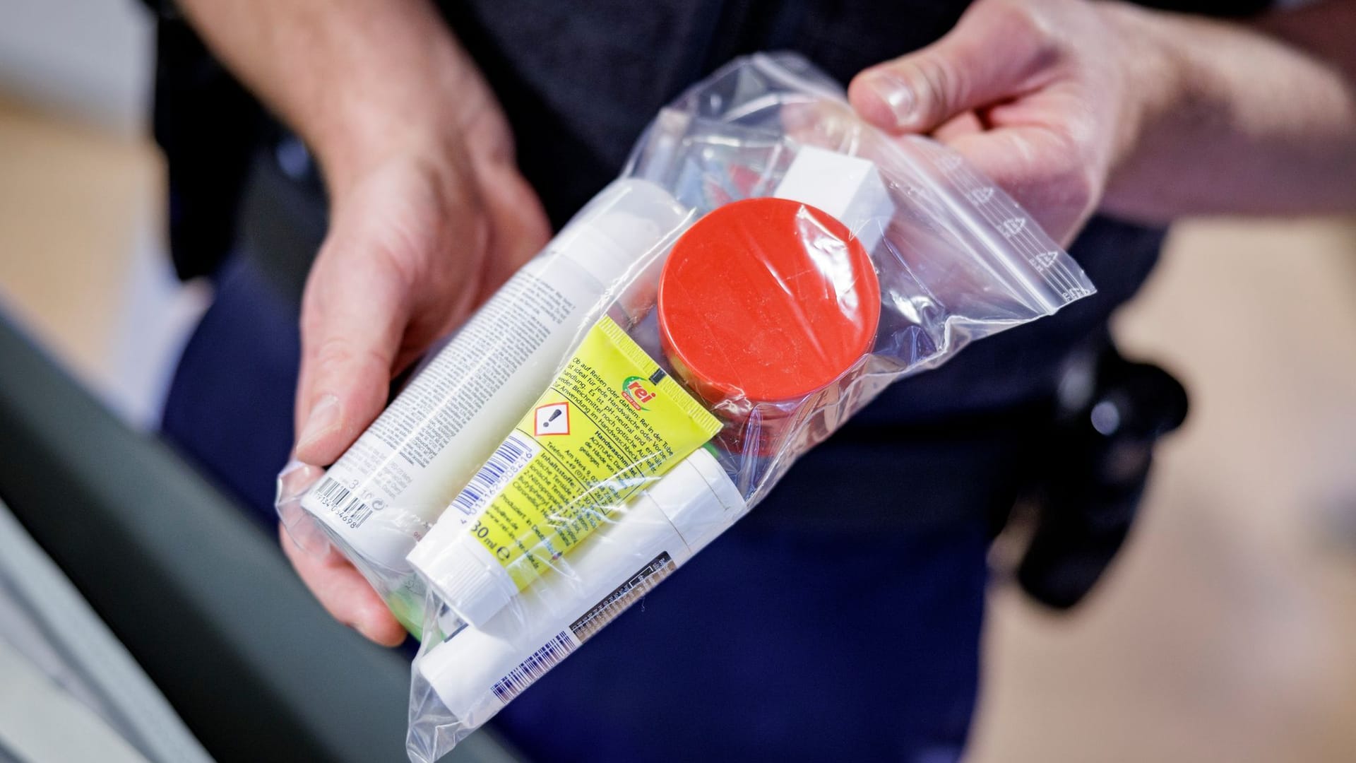 Tipps für Passagiere: Lieber keine Spritzpistole ins Handgepäck Tipps für Passagiere: Lieber keine Spritzpistole ins Handgepäck