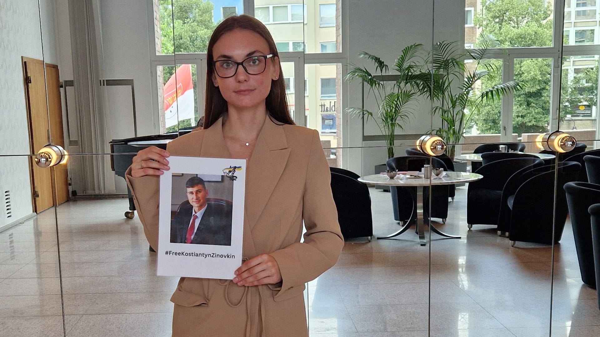 Ukrainerin Liusiena Zinovkina: Sie setzt sich für die Befreiung ihres Mannes ein. Ukrainerin Liusiena Zinovkina: Sie setzt sich für die Befreiung ihres Mannes ein.