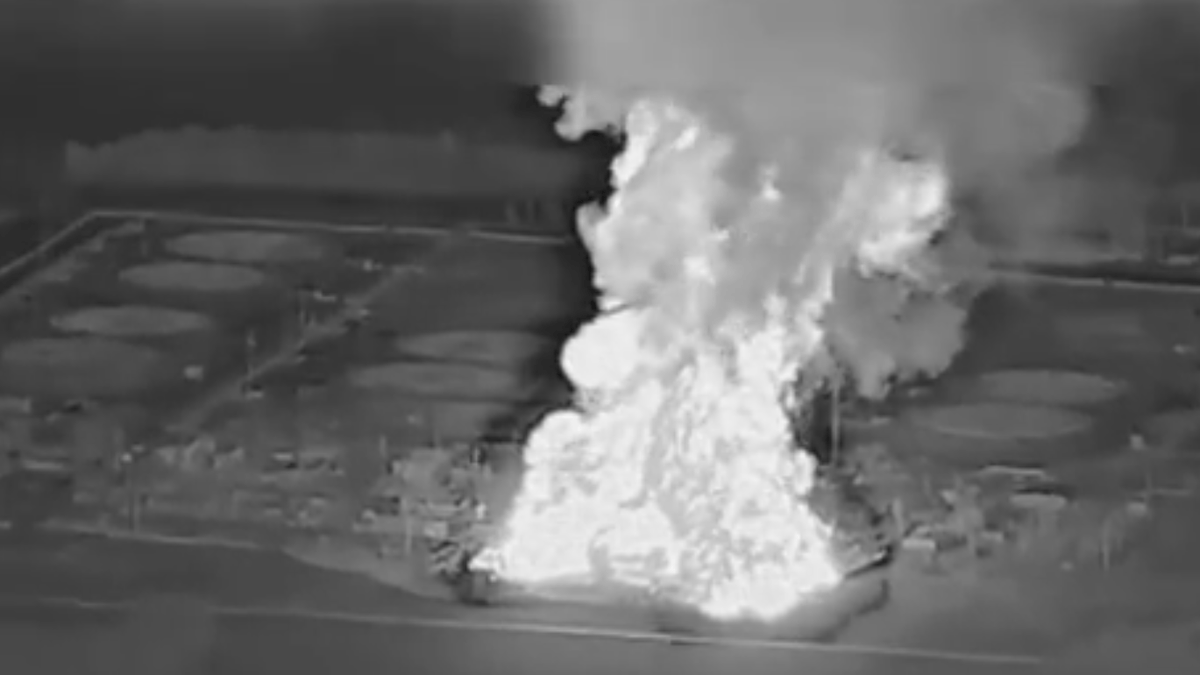 Ukraine-Krieg: Drohnen zerstören Öl-Pumpstation in Russland