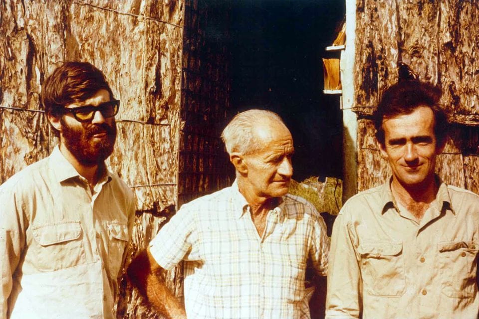 Dean Brown (M.) mit seinen Söhnen Bruce (l.) und Lyndon in den 1960er-Jahren.