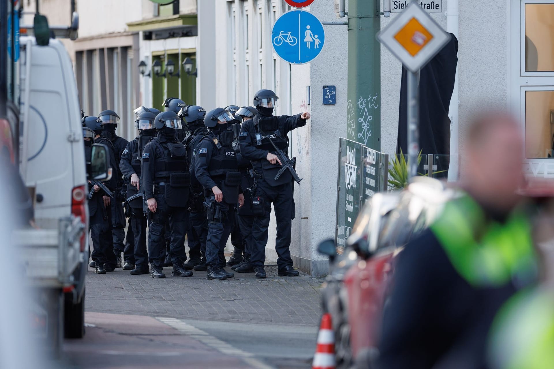 Großeinsatz der Polizei am Landgericht in Bielefeld