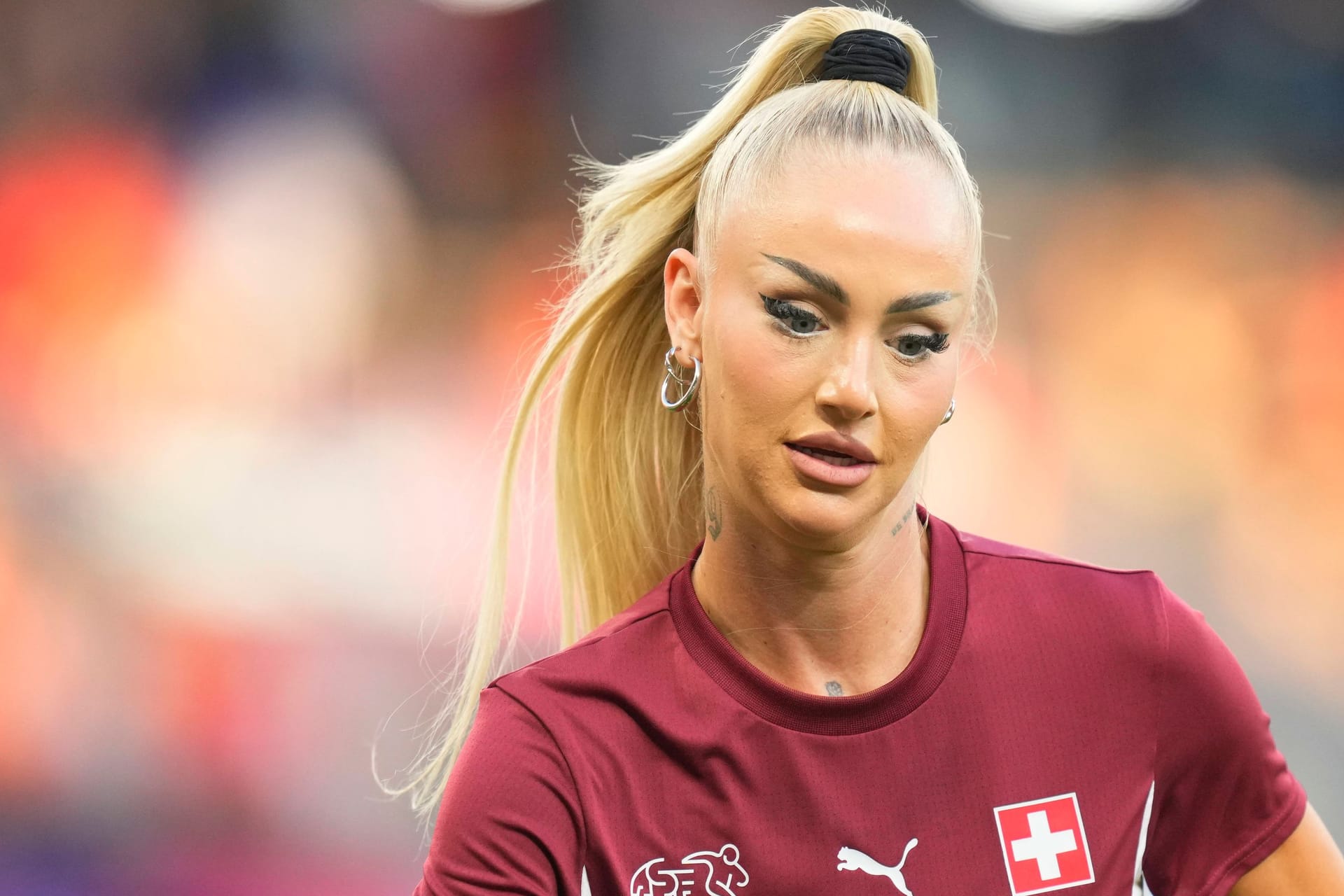 Alisha Lehmann: Sie ist Nationalspielerin für die Schweiz.