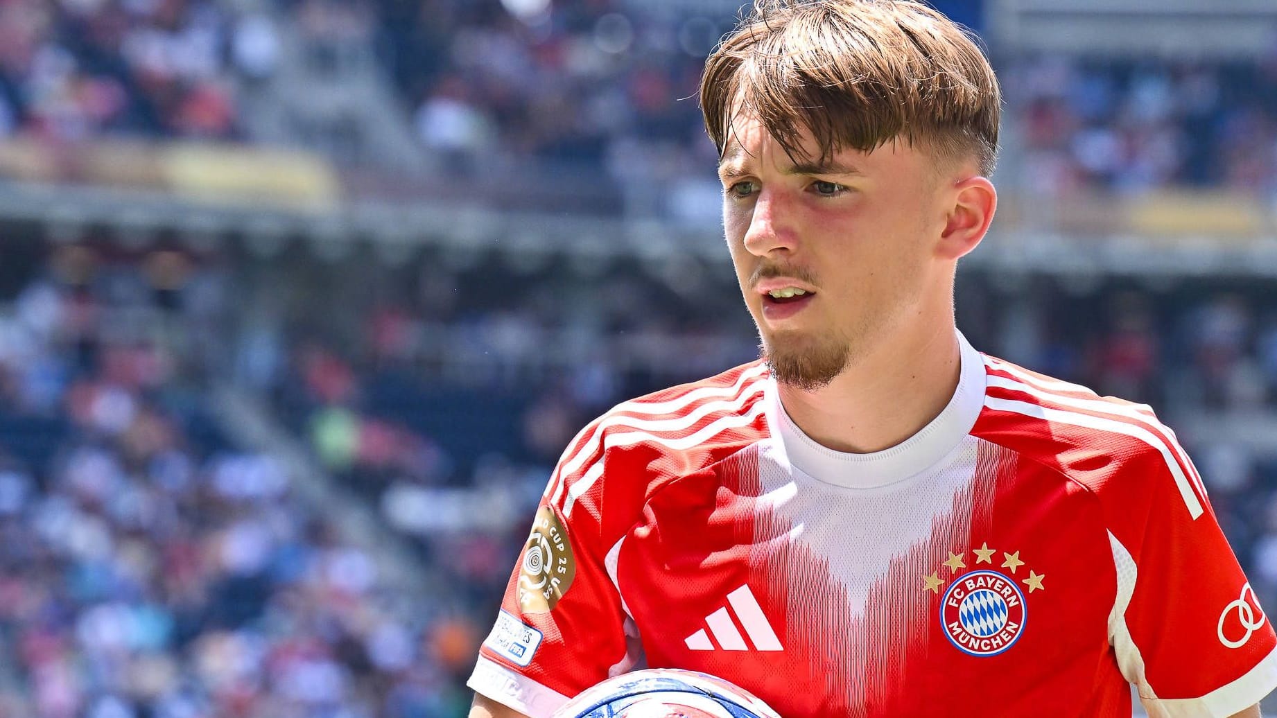 Lennart Karl: Er saß bei den Münchner Profis bereits in der abgelaufenen Saison mehrfach auf der Bank.