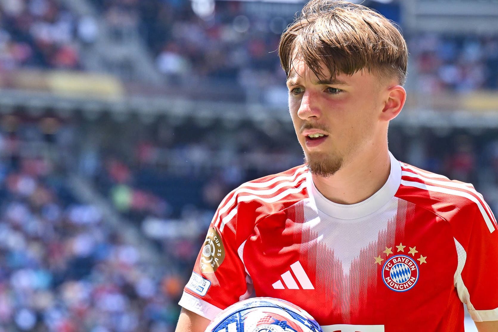 Lennart Karl: Er saß bei den Münchner Profis bereits in der abgelaufenen Saison mehrfach auf der Bank.