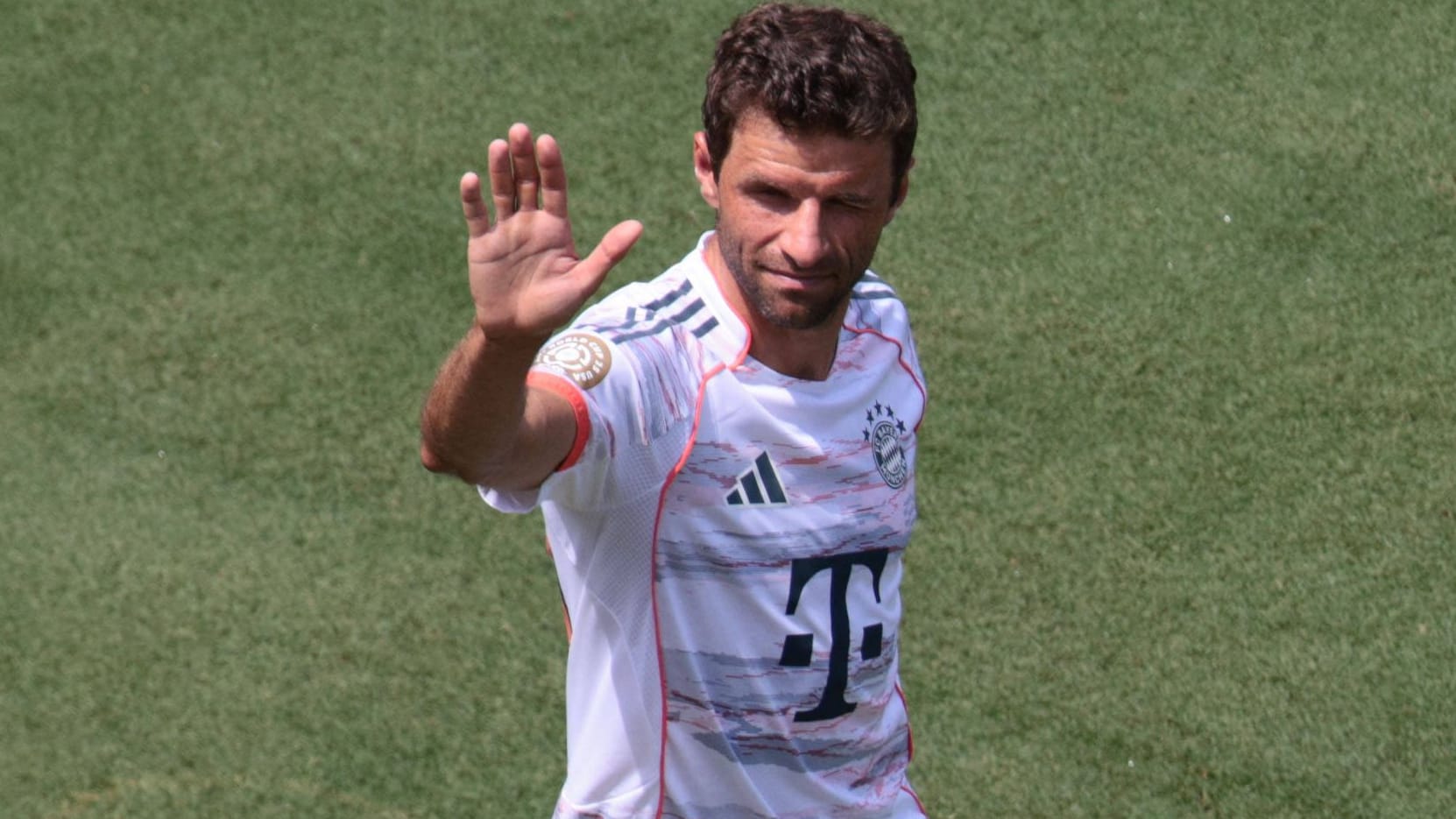 Künftig im Trikot der Vancouver Whitecaps: Thomas Müller hat den FC Bayern nach 25 Jahren verlassen. Künftig im Trikot der Vancouver Whitecaps: Thomas Müller hat den FC Bayern nach 25 Jahren verlassen.