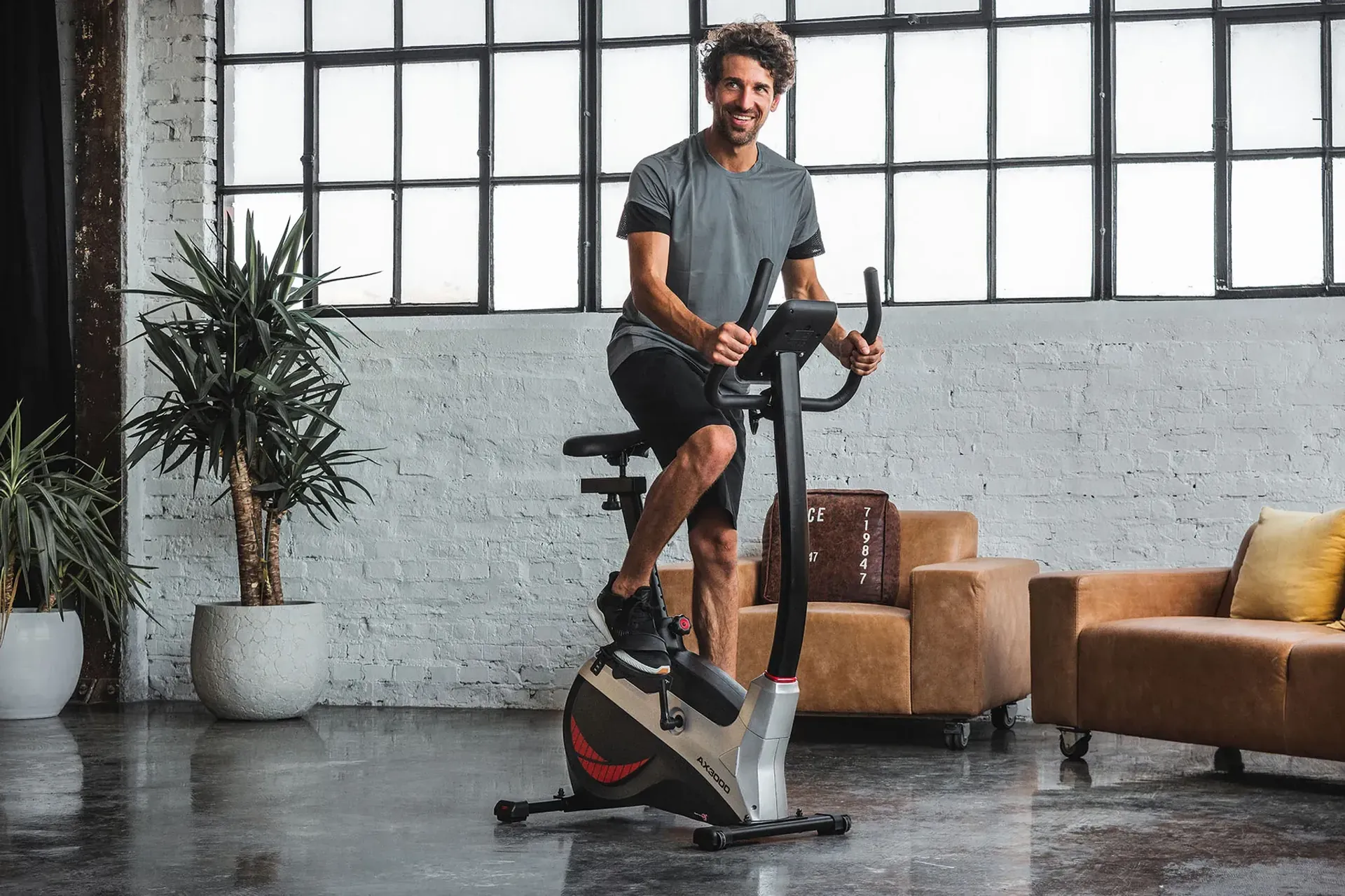 Mit dem Christopeit-Ergometer AX 3000 lässt sich auch zu Hause effektiv trainieren.