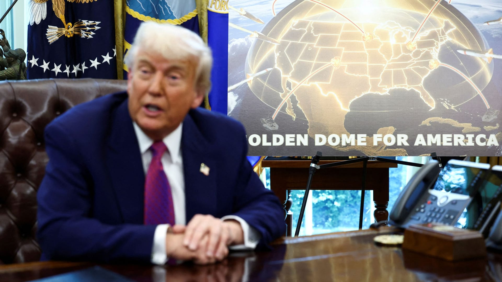 Trump bei der Vorstellung seines Projekts "Golden Dome" im Weißen Haus im Mai 2025.