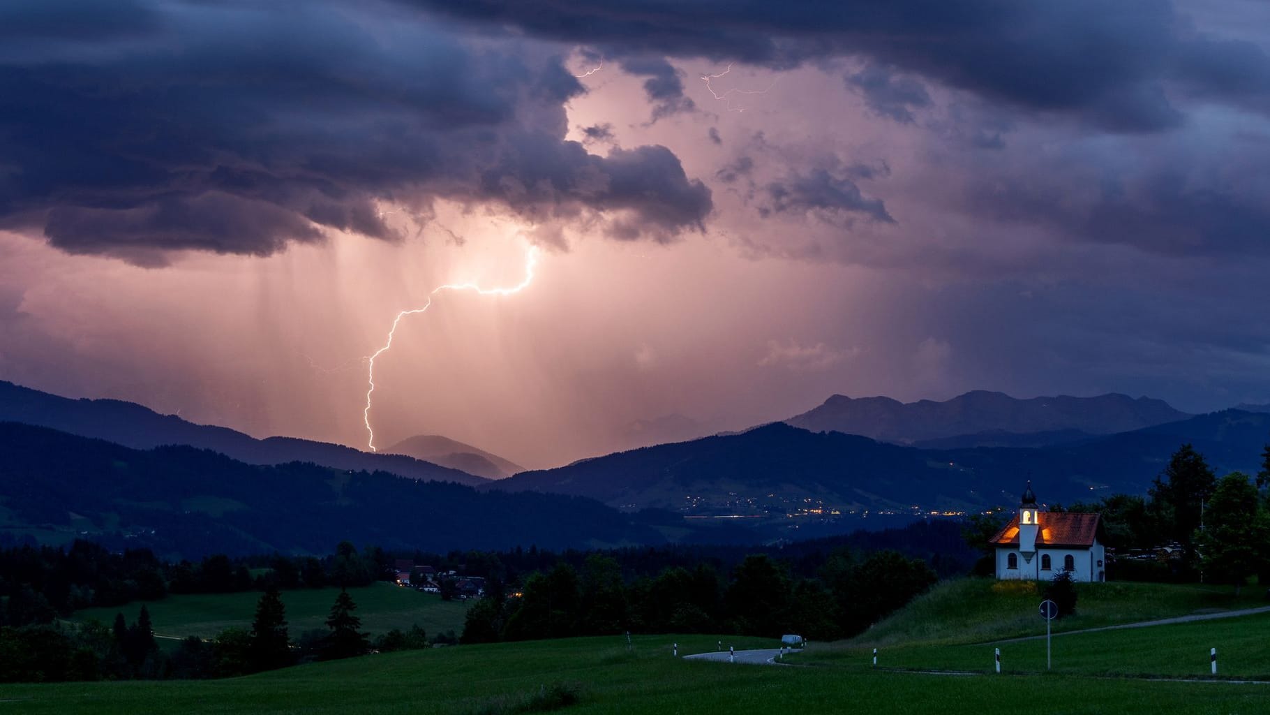 Sehr wenig Blitze in Bayern Sehr wenig Blitze in Bayern