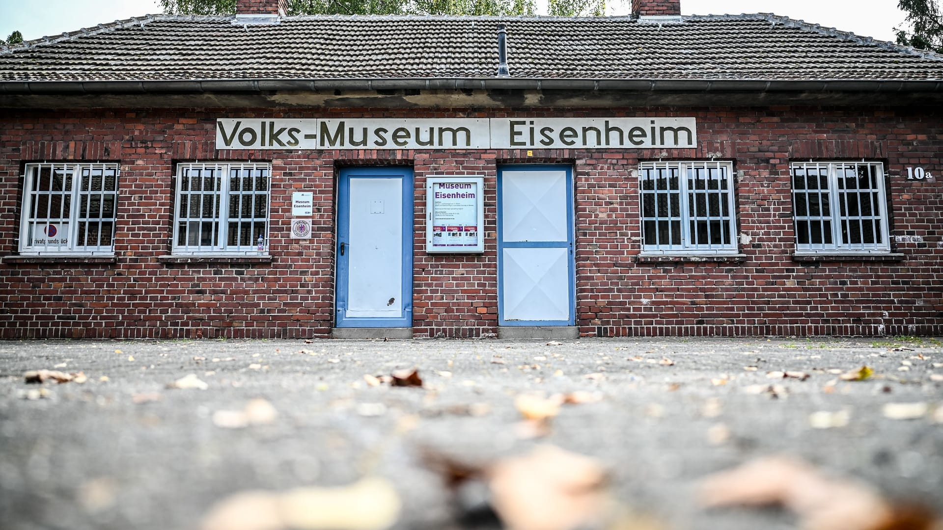 Blick auf das Volks-Museum Eisenheim.