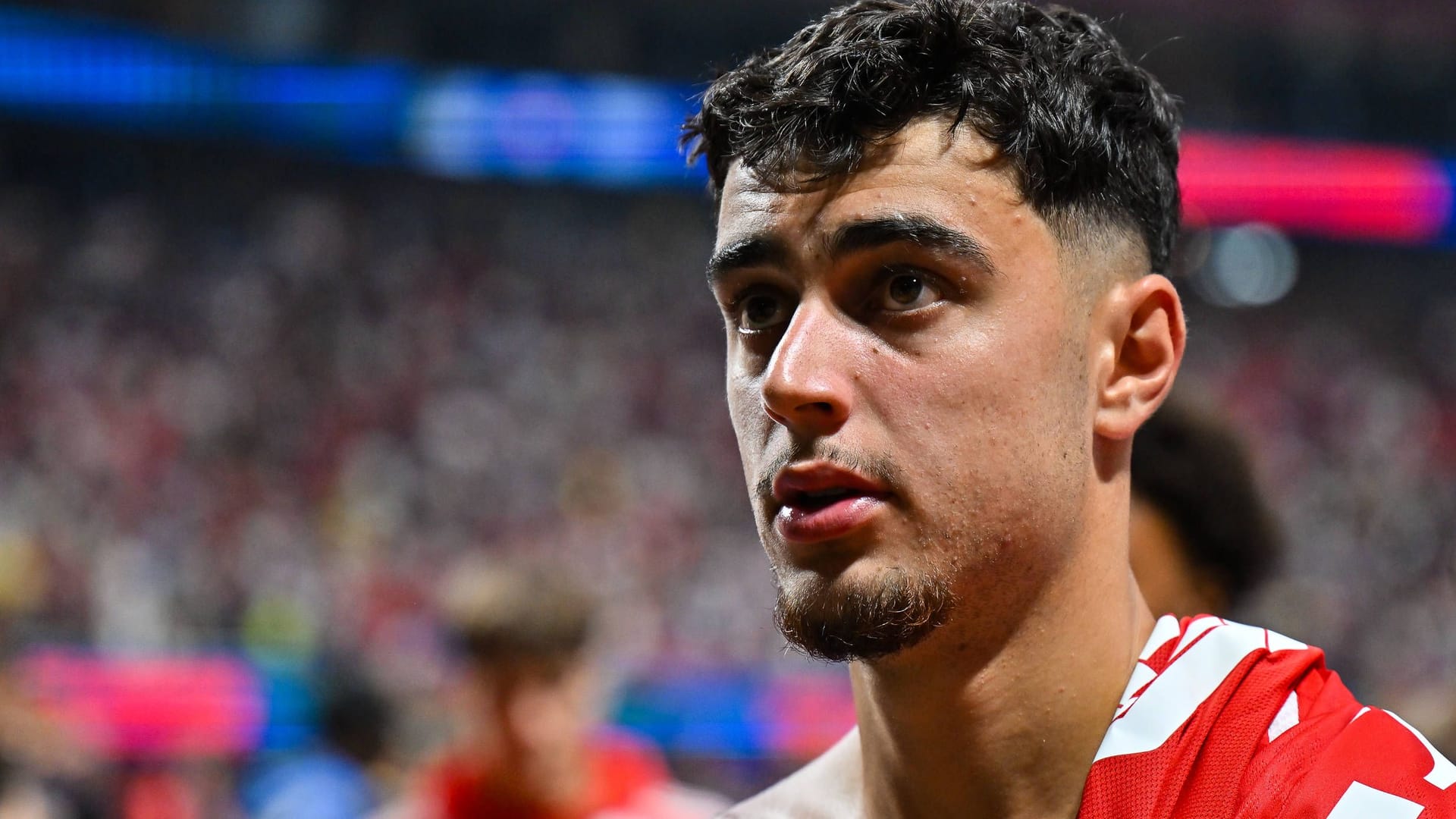 Aleksandar Pavlović: Er durchlief die Jugendmannschaften des FC Bayern.