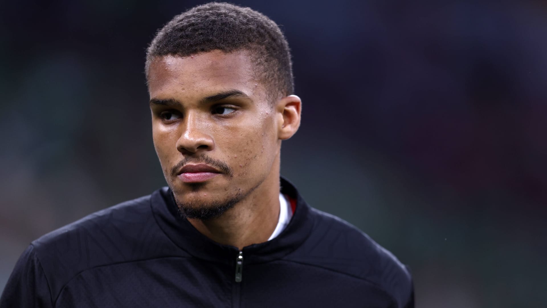 Auf dem Weg in die Premier League? Milans Malick Thiaw will die Rossoneri verlassen. Auf dem Weg in die Premier League? Milans Malick Thiaw will die Rossoneri verlassen.