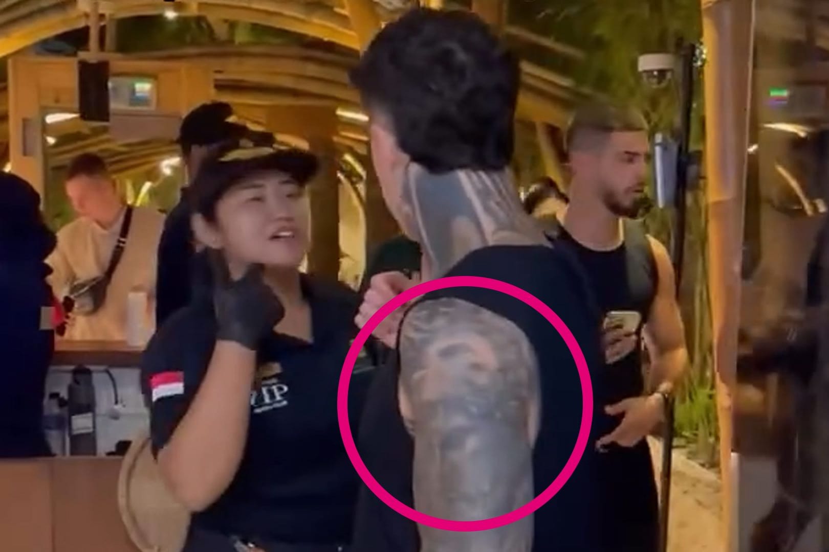 Bali: Ein Tourist kommt wegen eines Tattoos nicht in einen Club.