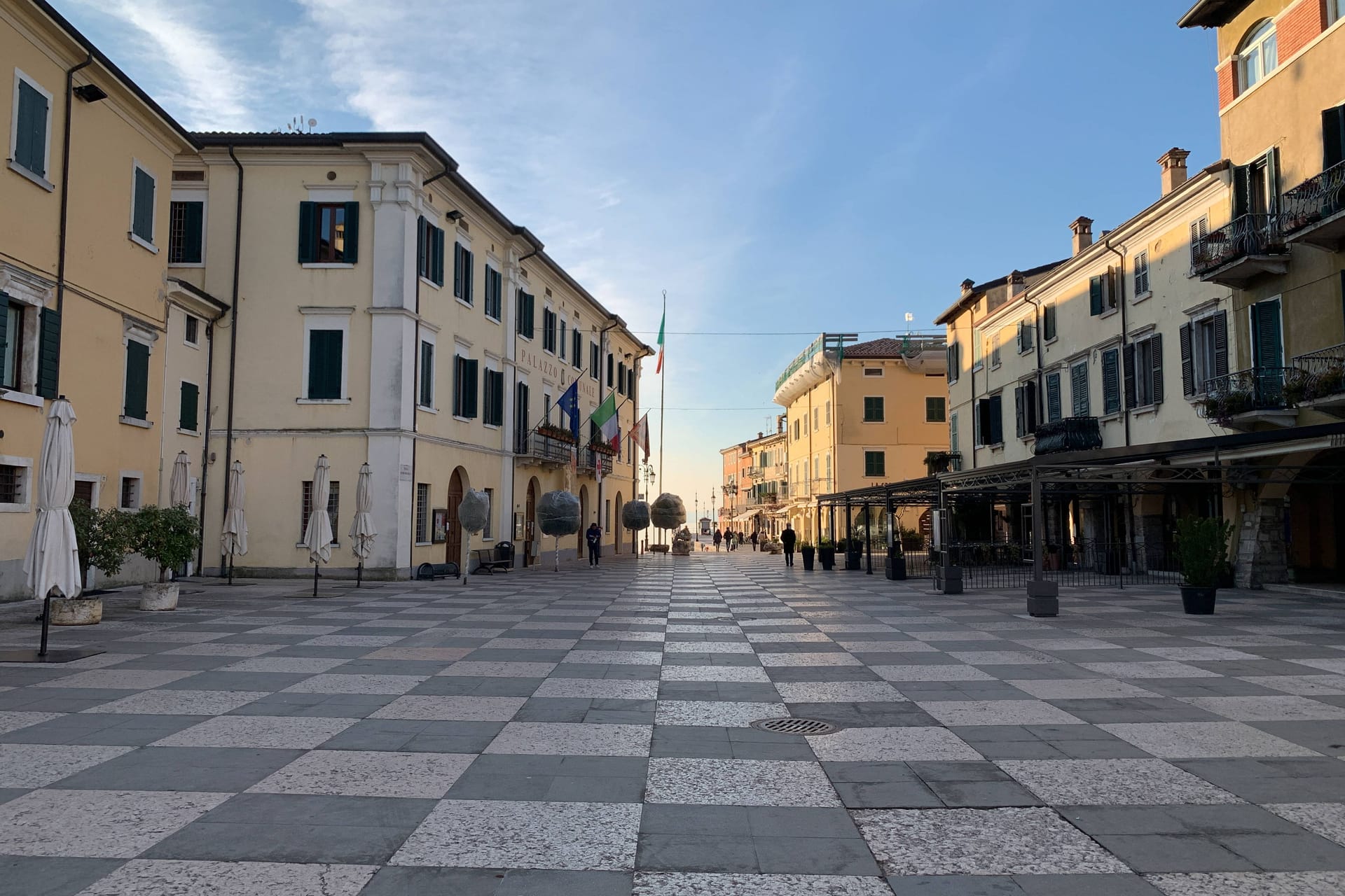 Verona, Italien: Der Gardasee ist ein beliebter Urlaubsort, insbesondere auch für deutsche Urlauber.