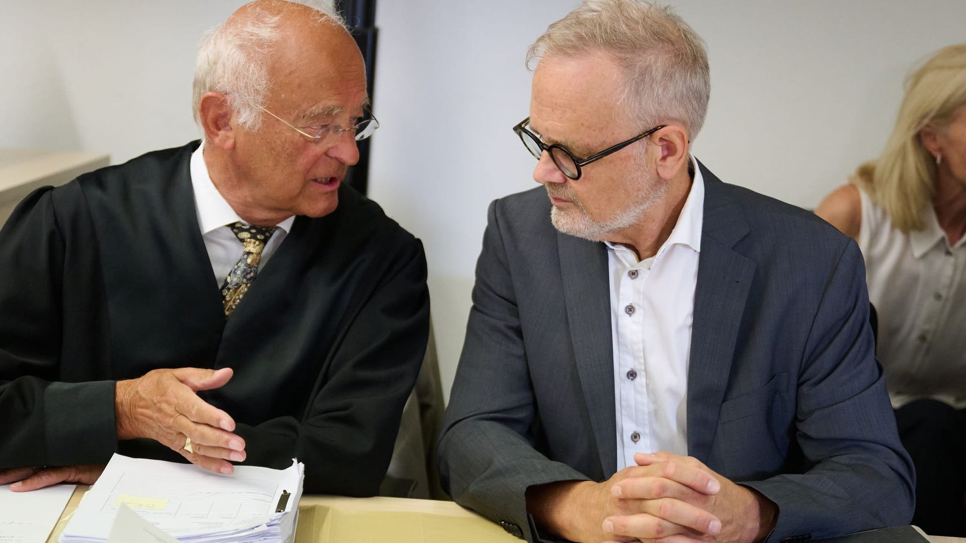 Klage gegen Verbot von Schwangerschaftsabbrüchen