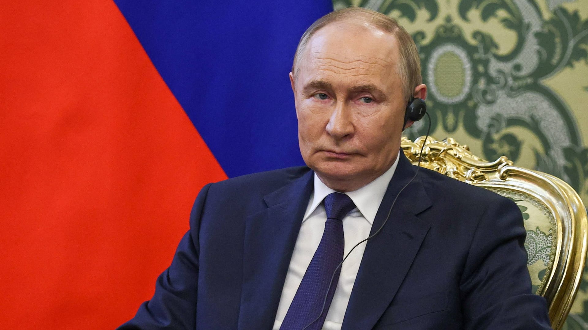 Wladimir Putin: Der Kreml-Chef stellt vor dem Treffen mit Trump Forderungen für eine Waffenruhe im Ukraine-Krieg.