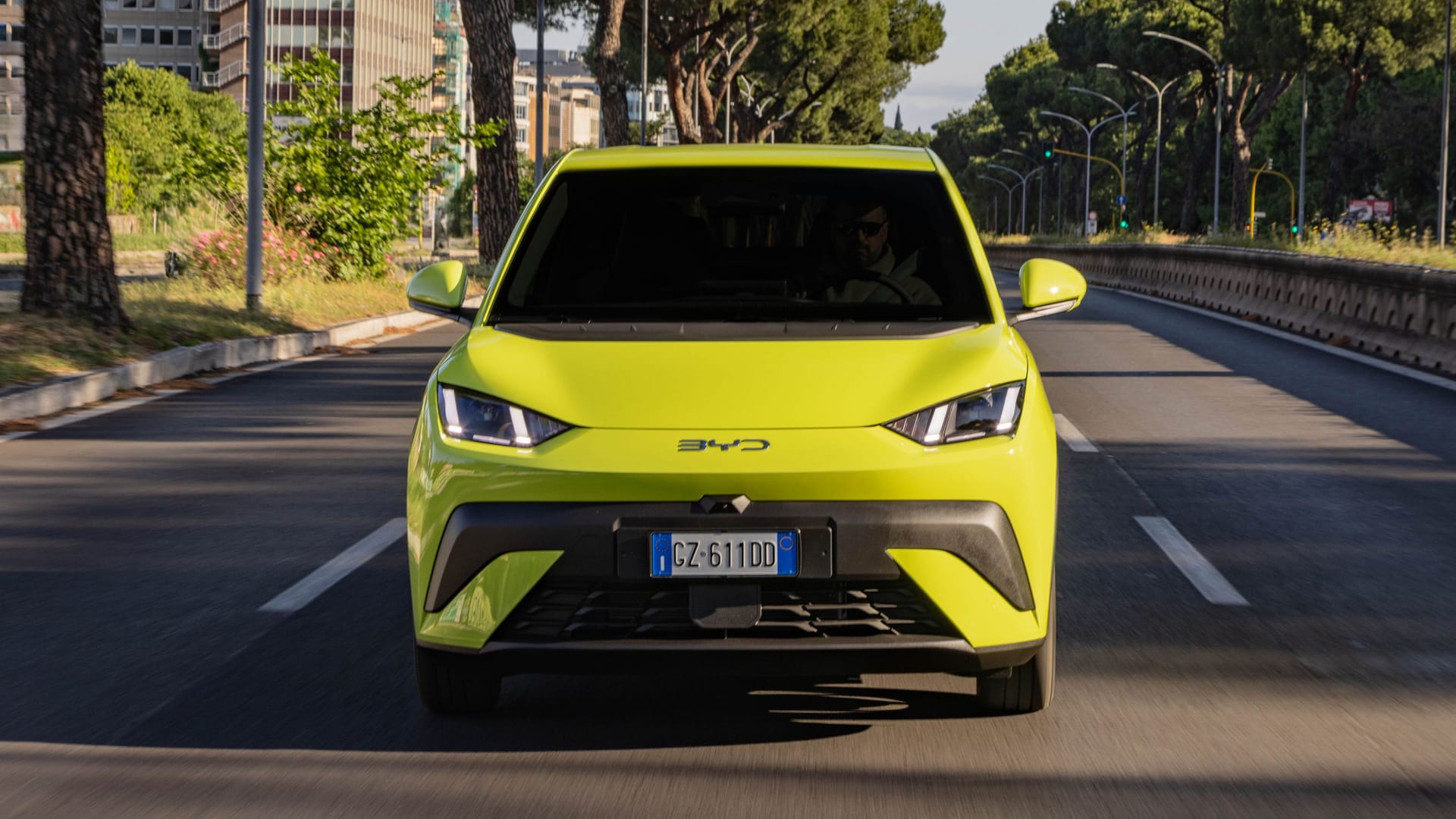 Vom Billig-Image zur Crashtest-Bestnote: Chinas Autohersteller wie BYD (oben: Dolphin Surf) haben schnell aus früheren Fehlern gelernt.