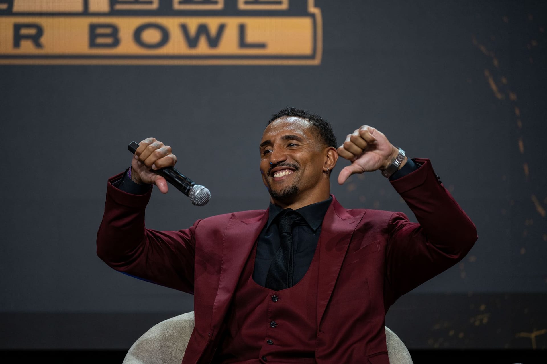 Podiumsdiskussion der NFL mit Jakob Johnson