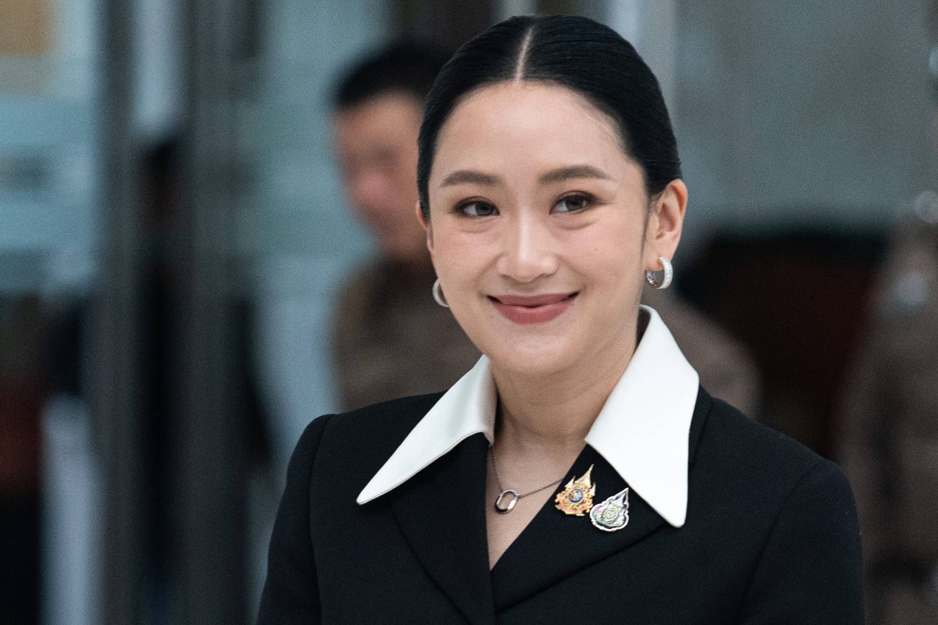 Die thailändische Premierministerin Paetongtarn Shinawatra: Wegen eines Anrufs entfernte sie das Verfassungsgericht aus dem Amt. Die thailändische Premierministerin Paetongtarn Shinawatra: Wegen eines Anrufs entfernte sie das Verfassungsgericht aus dem Amt.