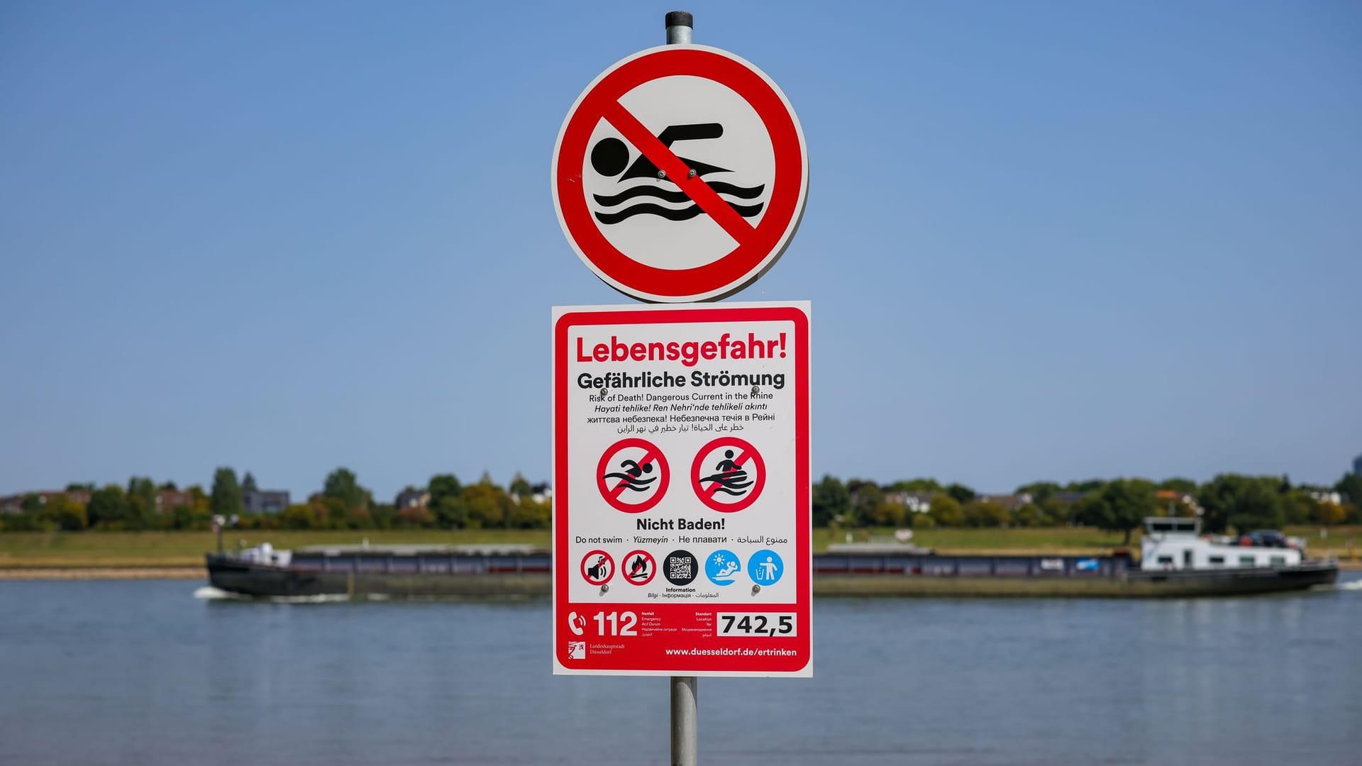 Kontrollmaßnahmen für Badeverbot am Rhein Kontrollmaßnahmen für Badeverbot am Rhein