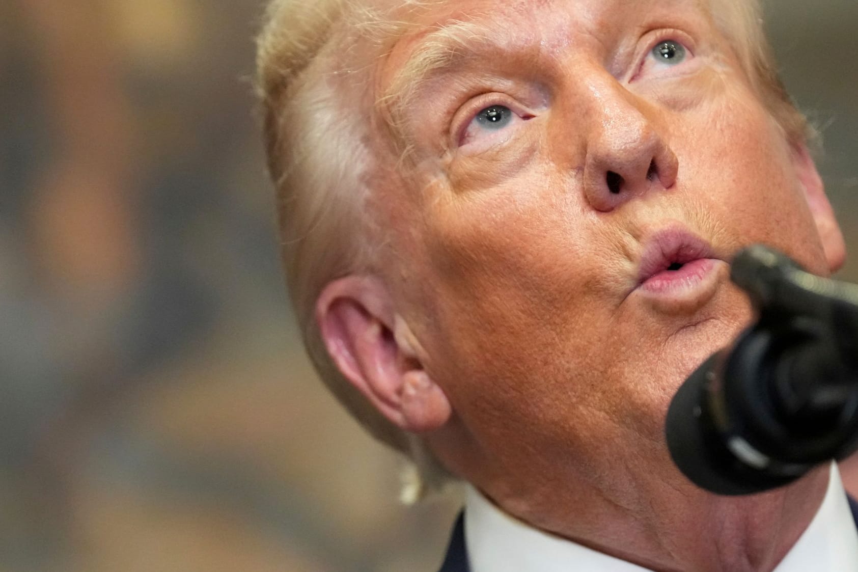 Donald Trump: Die Zoll-Ankündigung des US-Präsidenten löst in der Schweiz Besorgnis aus. Donald Trump: Die Zoll-Ankündigung des US-Präsidenten löst in der Schweiz Besorgnis aus.