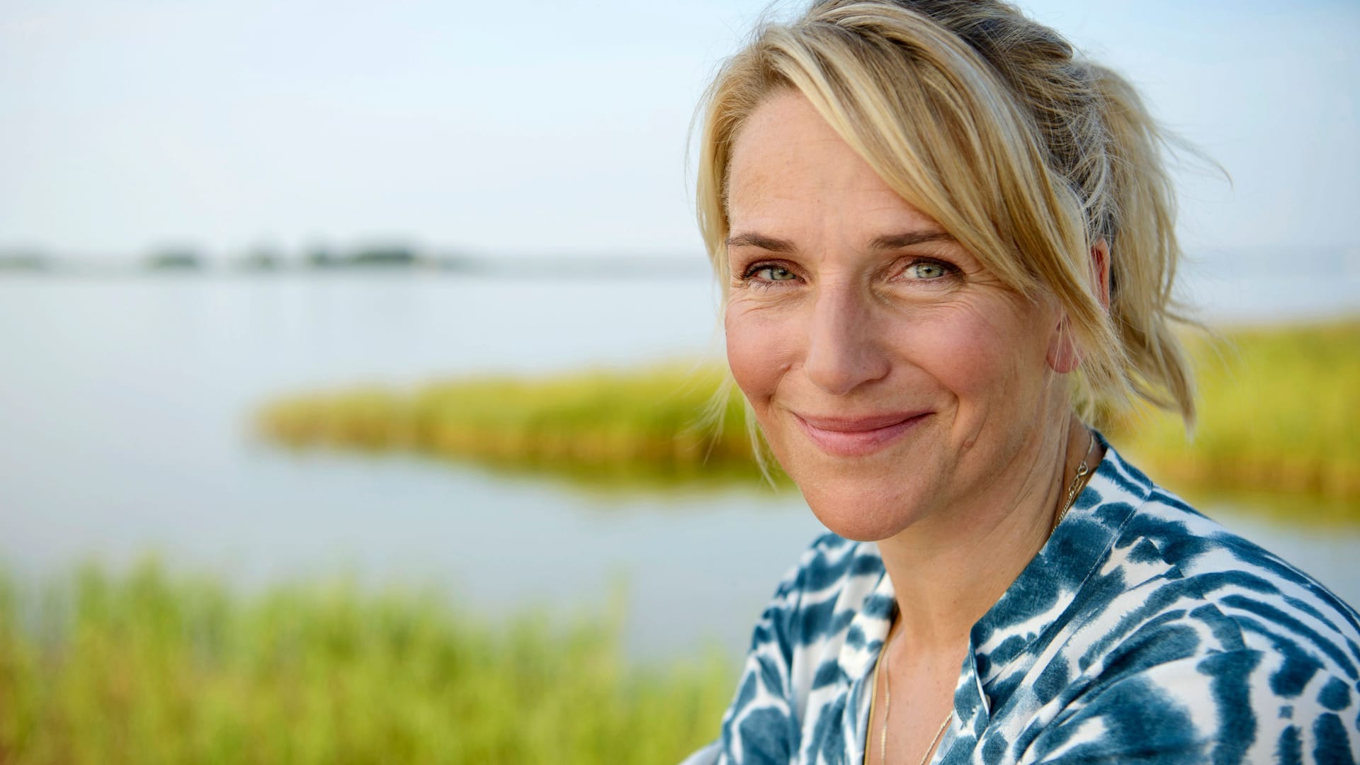 Tanja Wedhorn: Sie spielt die Inselärztin Nora Kaminski in "Praxis mit Meerblick".