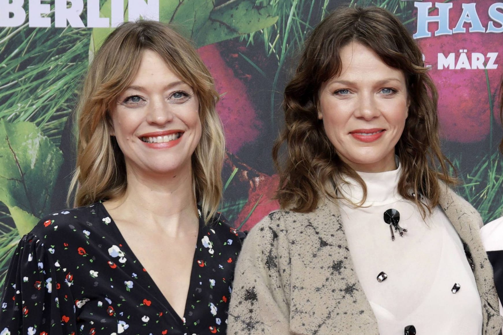 Heike Makatsch und Jessica Schwarz bei der Premiere eines Kinofilms (Archivbild): Die beiden Schauspielerinnen sind zwei von 200, die einen offenen Brief an Bundeskanzler Merz richteten.