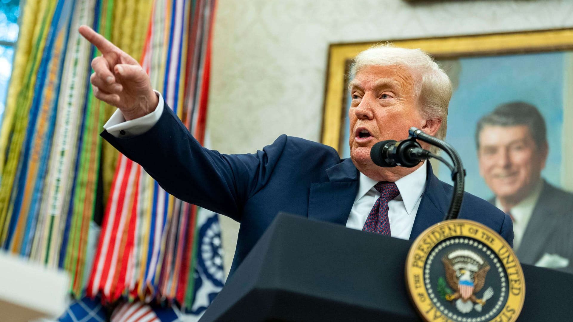 US-Präsident Donald Trump: Seine Zölle auf Importe aus verschiedenen Ländern sind ab Donnerstag gültig. US-Präsident Donald Trump: Seine Zölle auf Importe aus verschiedenen Ländern sind ab Donnerstag gültig.