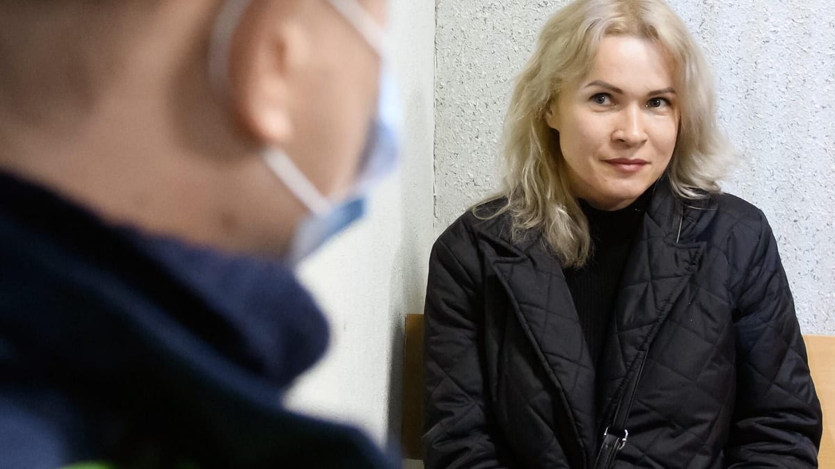 Russland: Inhaftierte Journalistin Ponomarenko nach Suizidversuch in Klinik