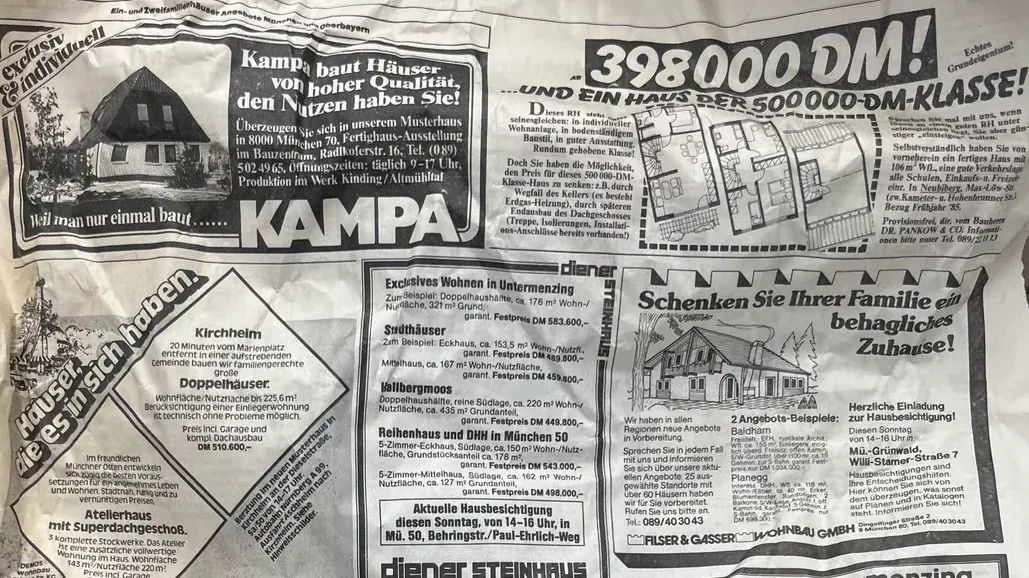 Zeitungsseite mit Immobilienanzeigen aus dem Mai 1984: Die Preise für Häuser in und um München wirken aus heutiger Sicht erstaunlich niedrig.
