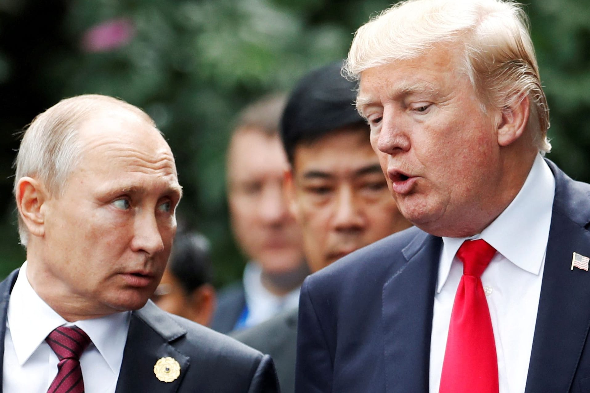 Russlands Präsident Wladimir Putin und US-Präsident Donald Trump beim APEC-Gipfel in Danang, Vietnam, 2017.