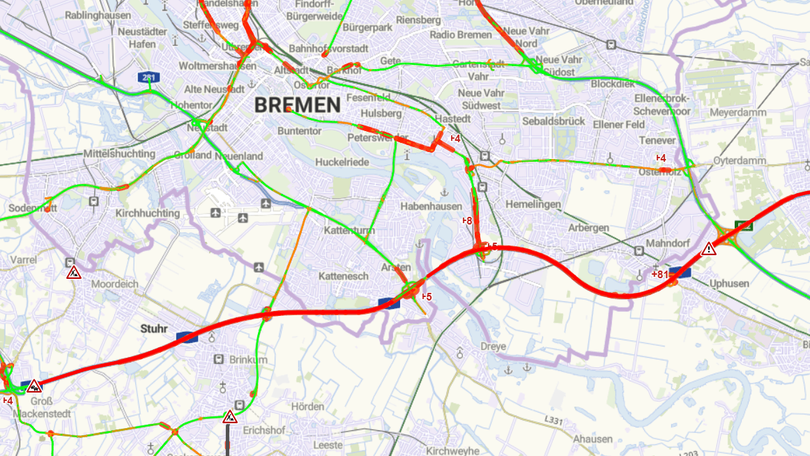 Stau auf der A1 am Freitagnachmittag: In beide Richtungen standen Autos bereits mehrere Kilometer.