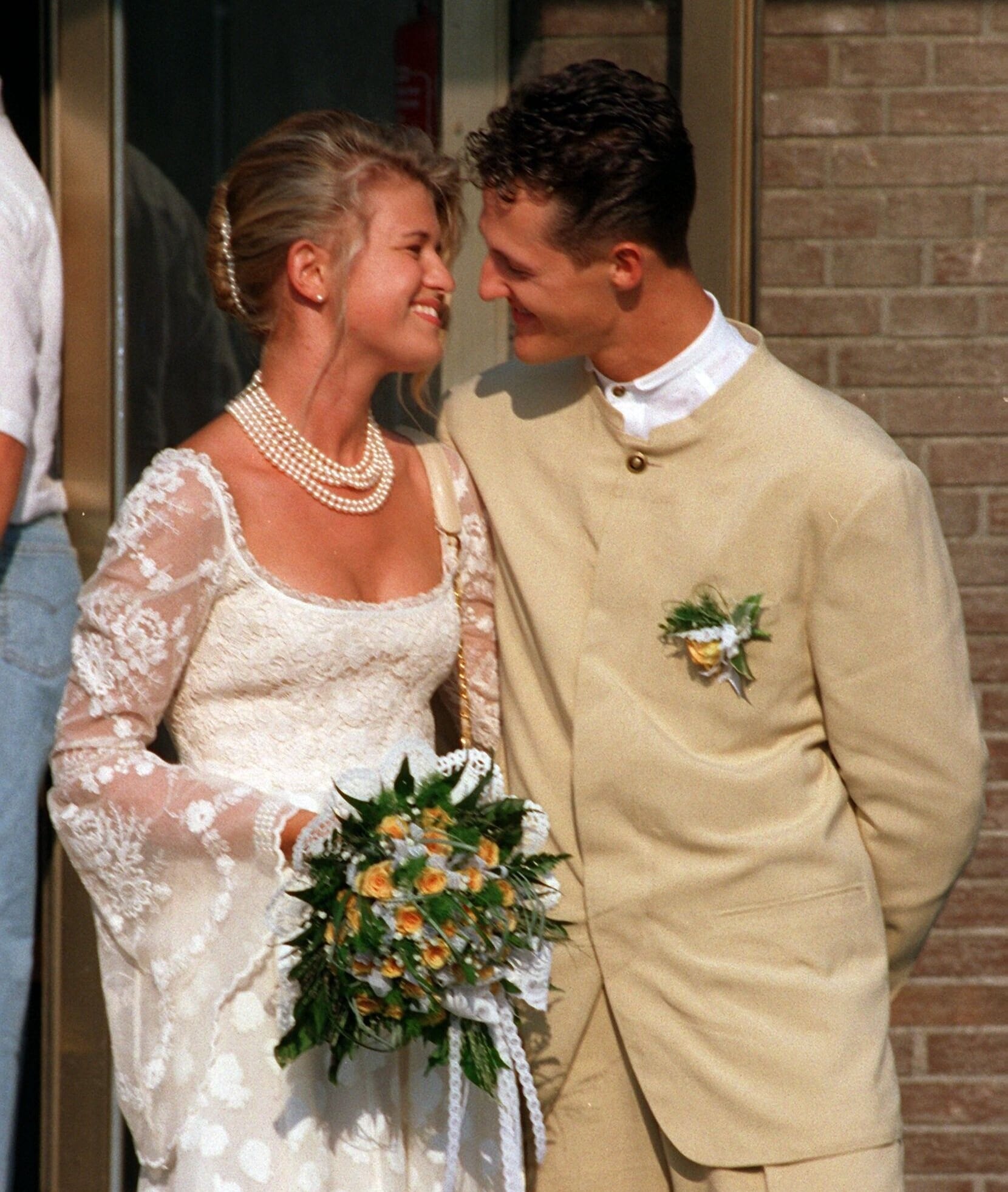 Am 1. August 1995 gaben sich Corinna und Michael Schumacher das Jawort.