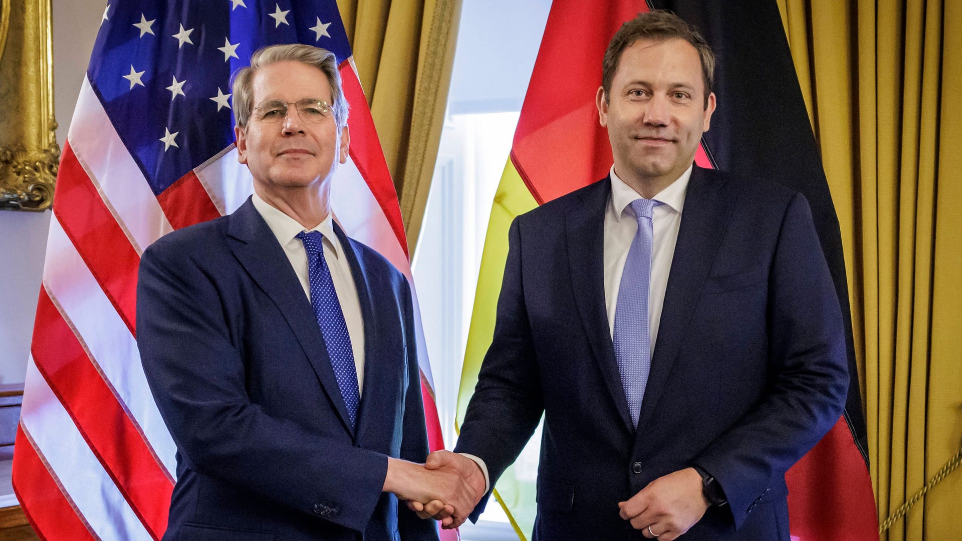 Trumps Finanzminister Scott Bessent und Bundesfinanzminister Lars Klingbeil in Washington: Am liebsten würden die Amerikaner direkt verhandeln.
