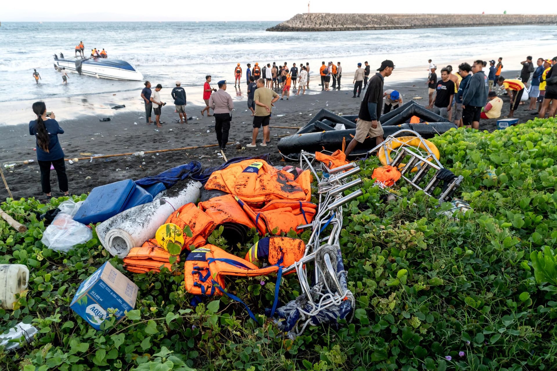 Touristen bei Bootsunglück vor Bali getötet
