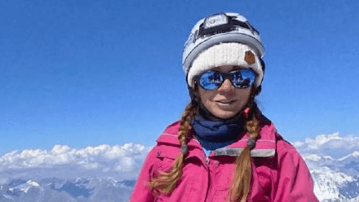 Tödliches Drama auf "Gipfel des Sieges": Bergung scheitert, Retter stirbt