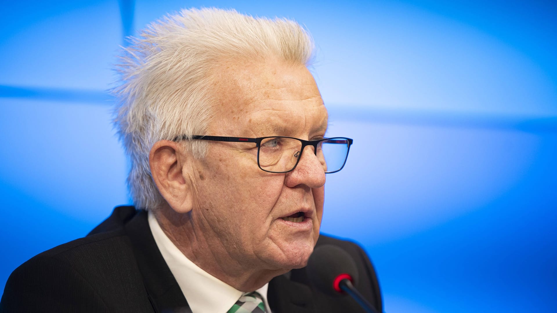 Winfried Kretschmann: Der Regierungschef Baden-Württembergs erkannte Borns Aufrichtigkeit an.
