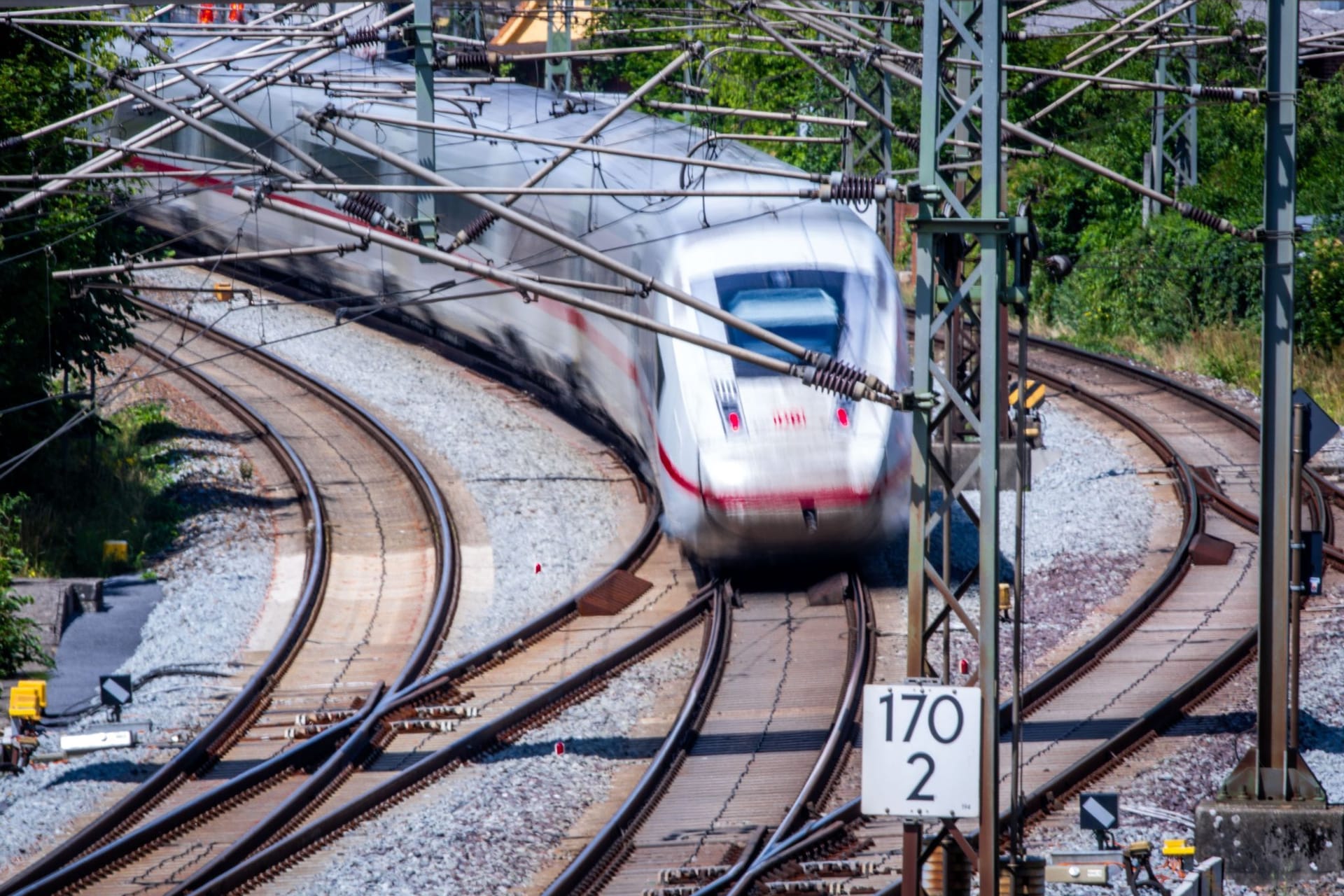 Vor der Streckenvollsperrung Hamburg - Berlin