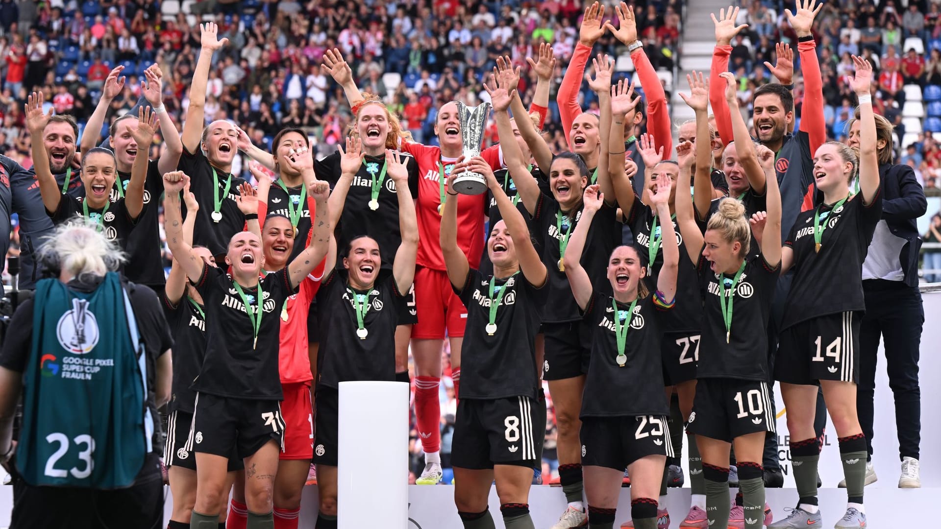 Bayern München - VfL Wolfsburg