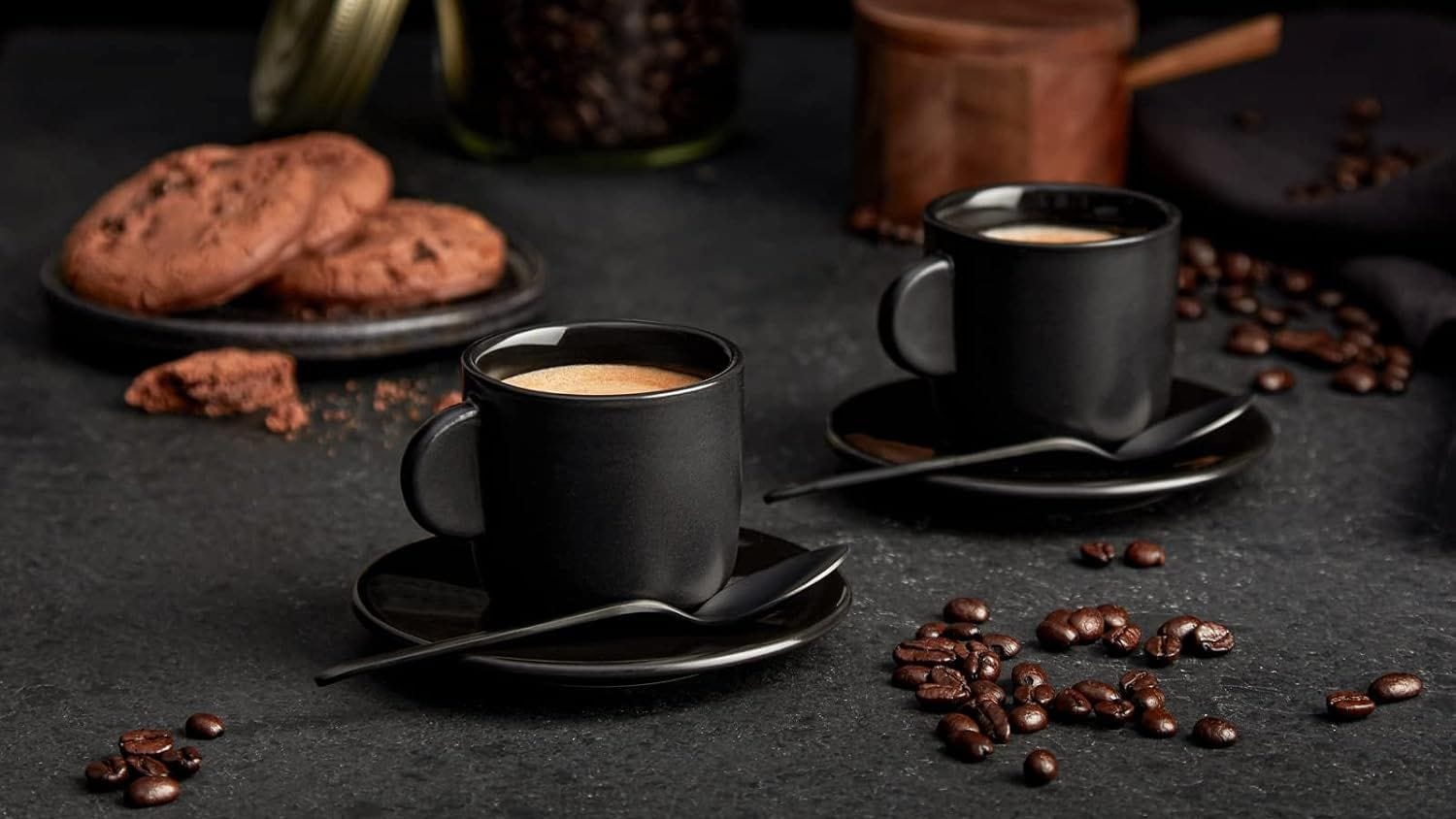 Amazon macht mit seiner Eigenmarke etablierten Kaffeemarken Konkurrenz. Amazon macht mit seiner Eigenmarke etablierten Kaffeemarken Konkurrenz.