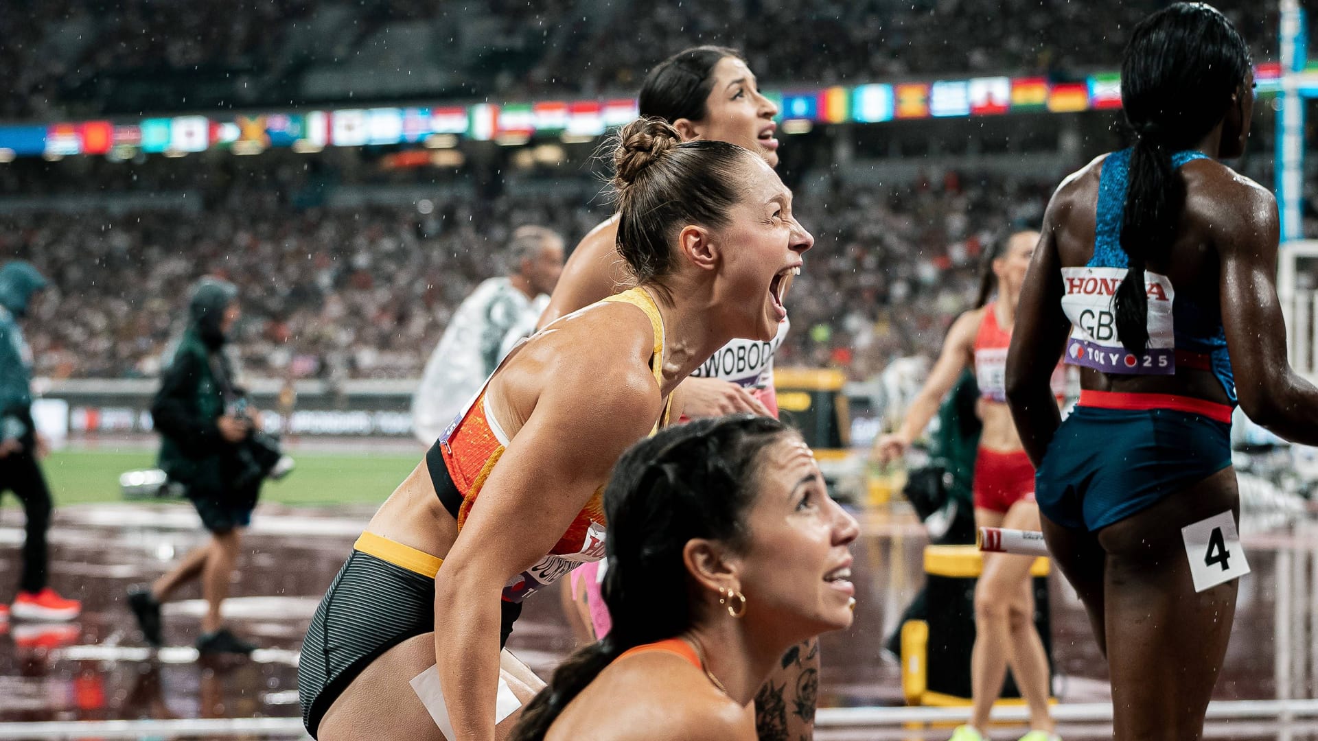Freudenschrei von Gina Lückenkemper: Es reichte zu Bronze.