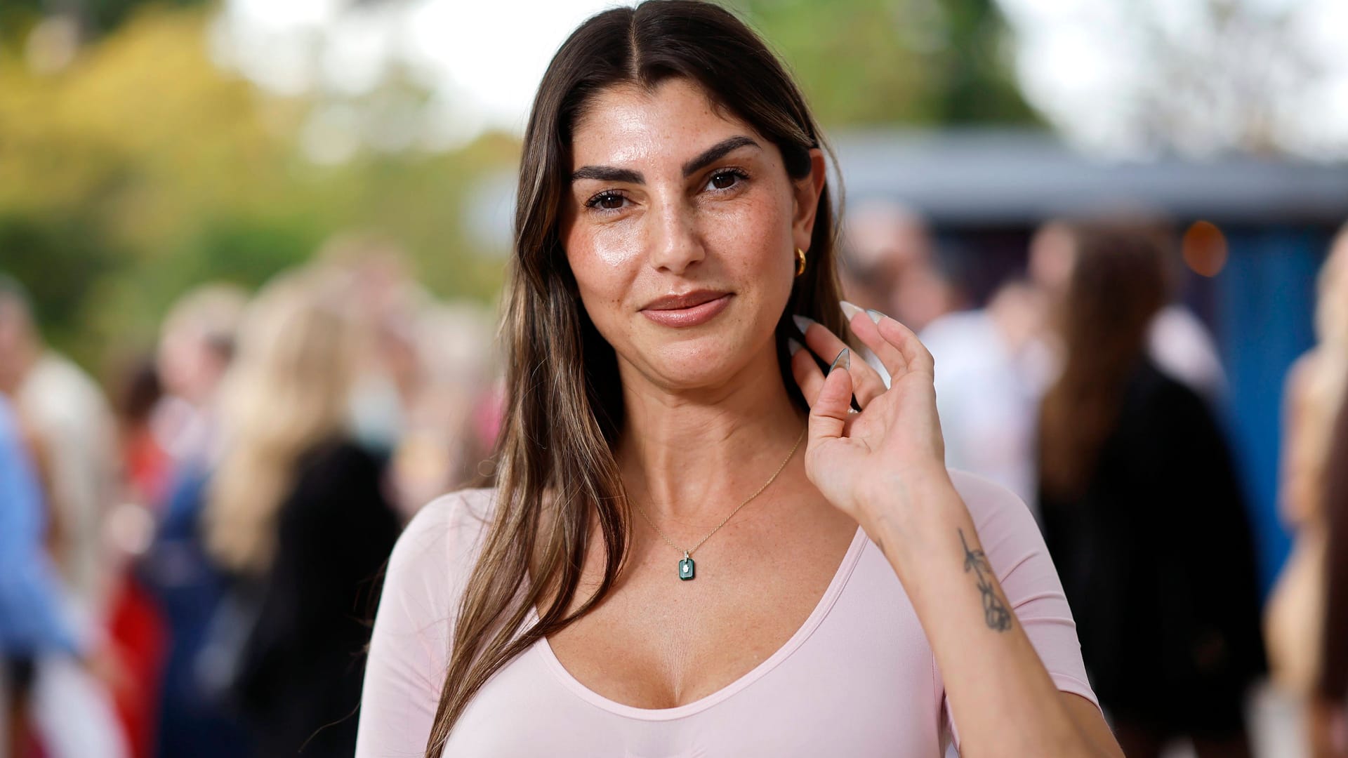 Yeliz Koc: Die Reality-TV-Darstellerin aus Hannover steht aktuell mit ihrem Ex-Partner Jimi Blue Ochsenknecht vor der Kamera.
